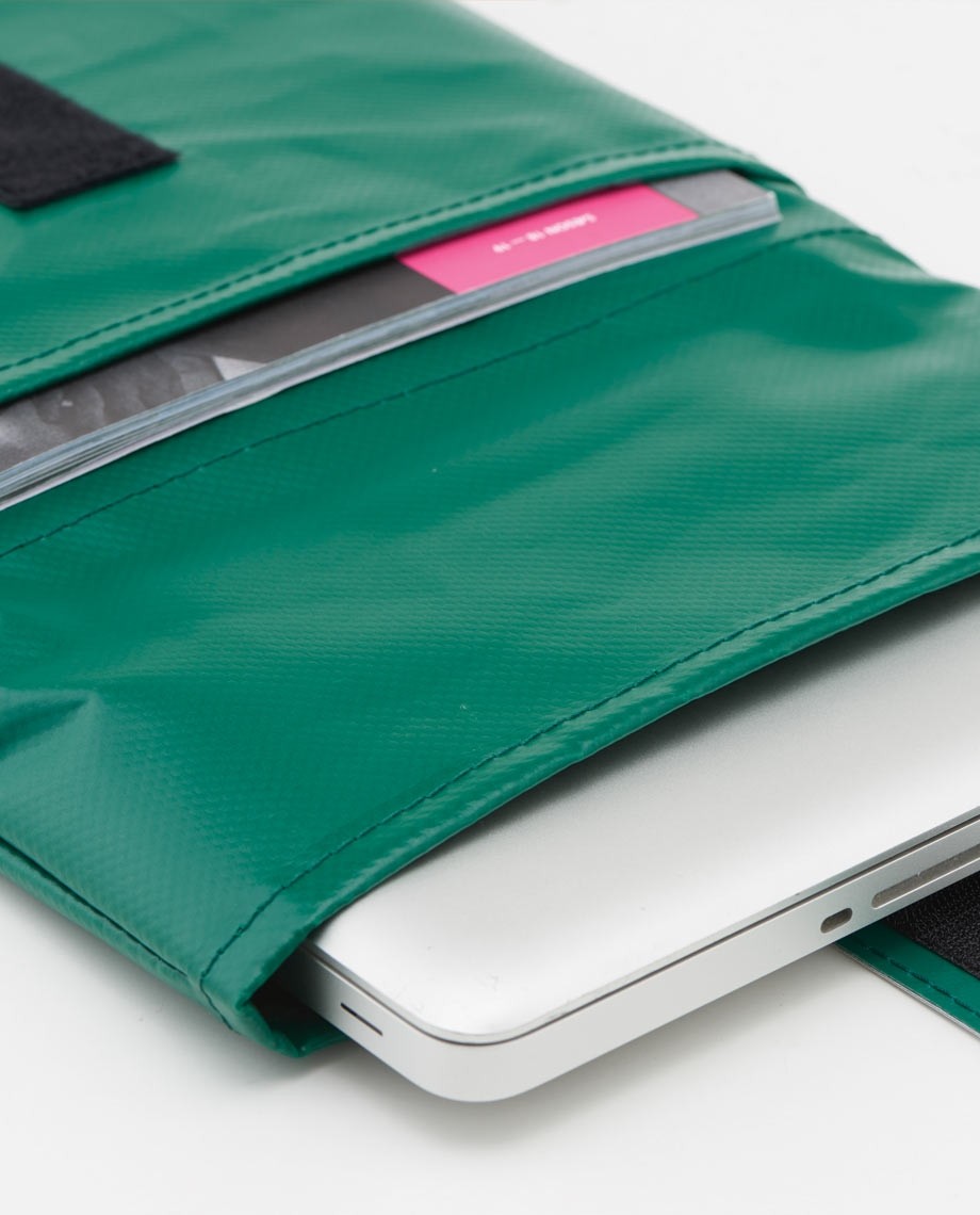 GreenGRNBAGSleeve1516-011