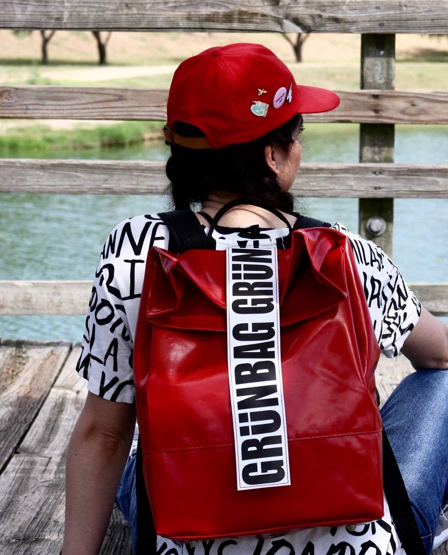 RedBackpackNorr-09