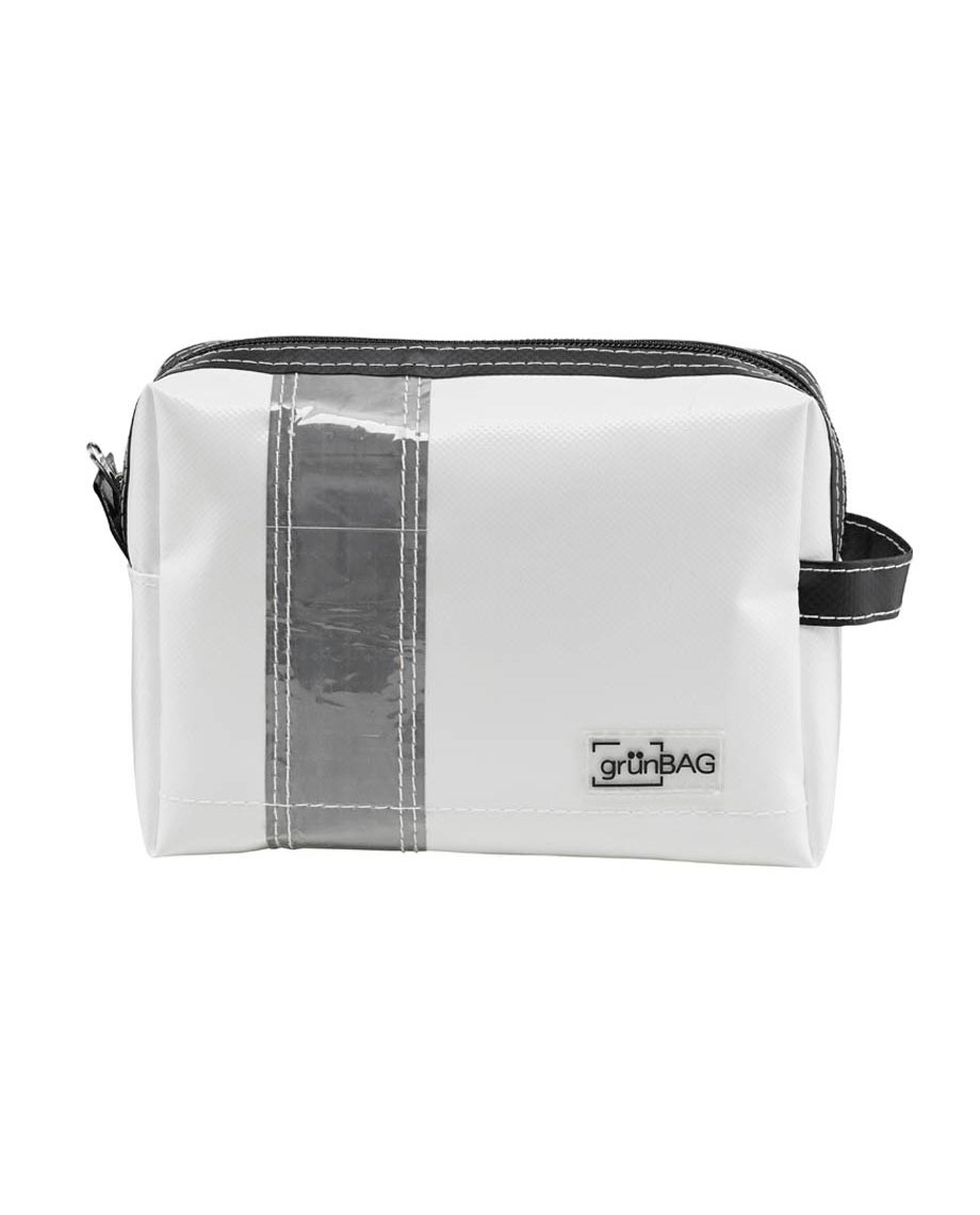 GRNBAGToiletry-03