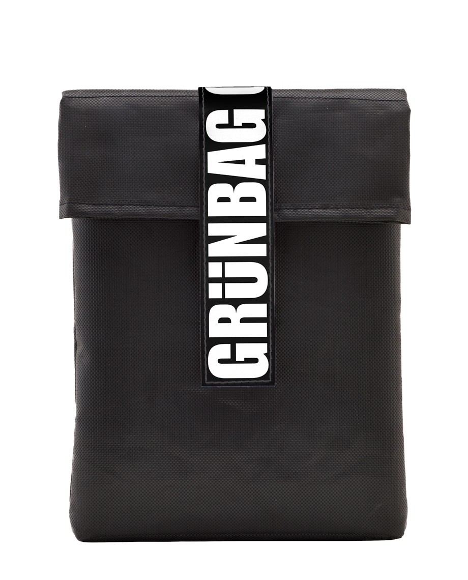 Black GRÜNBAG Sleeve 15" - 16"
