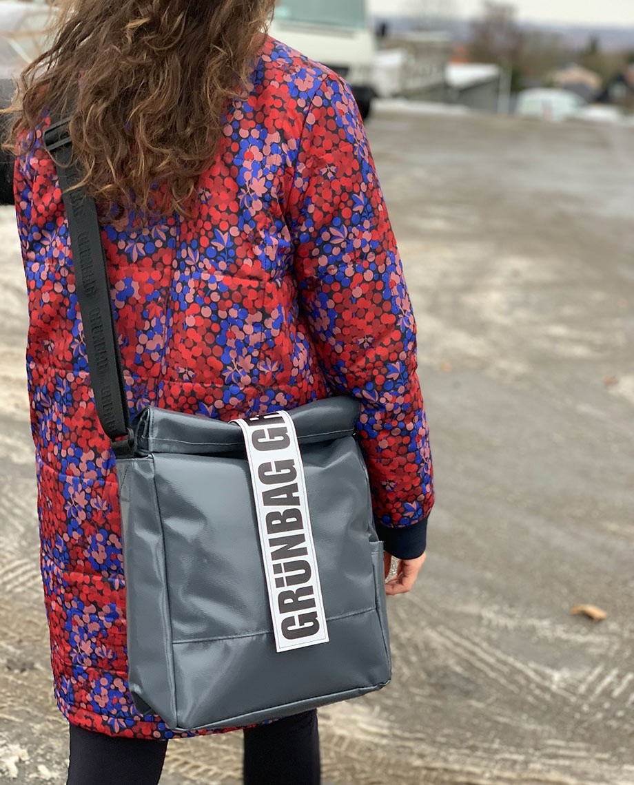 GreyShoulderBagCity-015