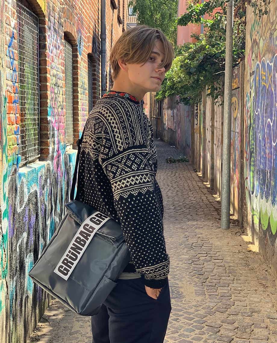 Grey Shoulder Bag City
