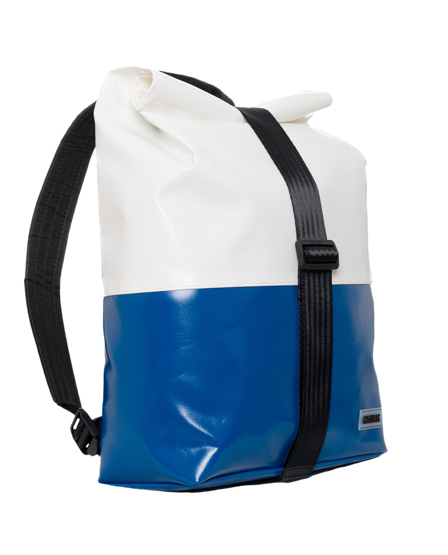 TwocoloredBackpackNorrStrapwhiteblue-01