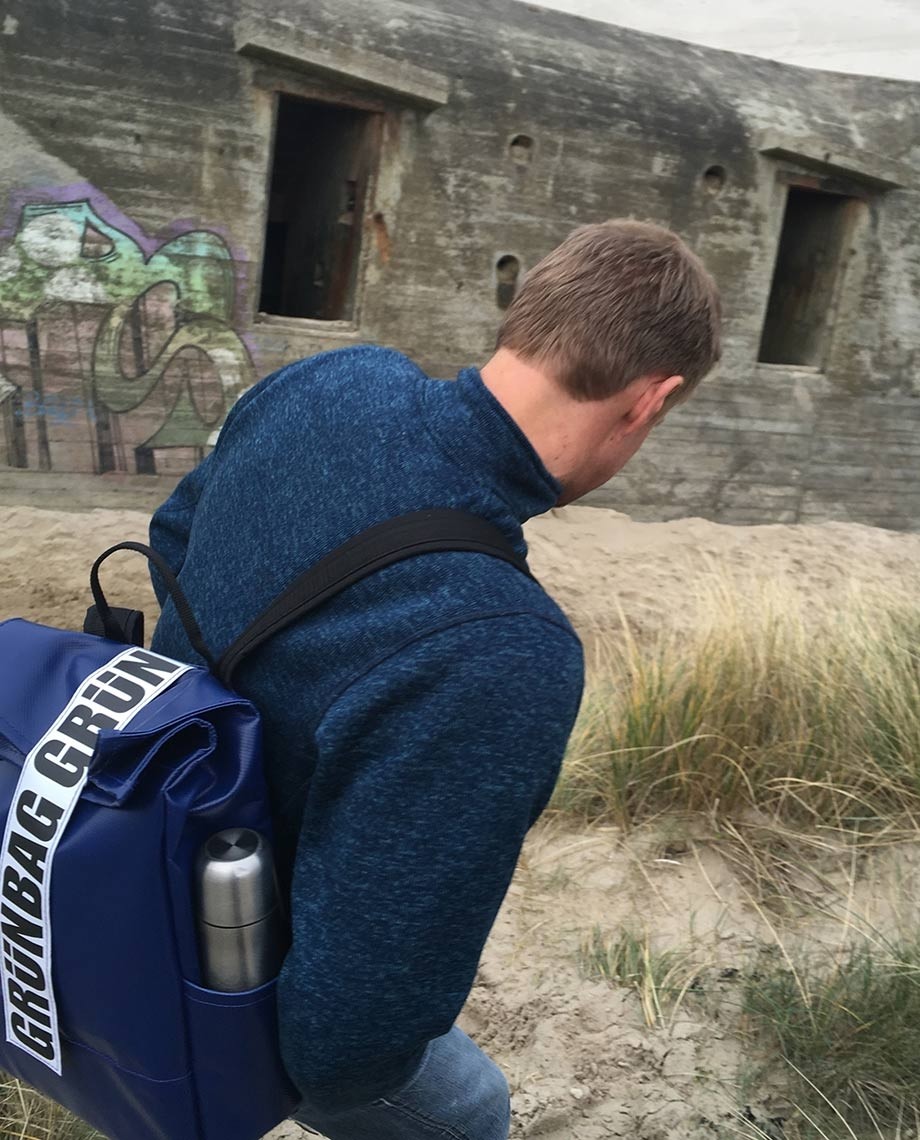 NavyBlueBackpackAlden-07