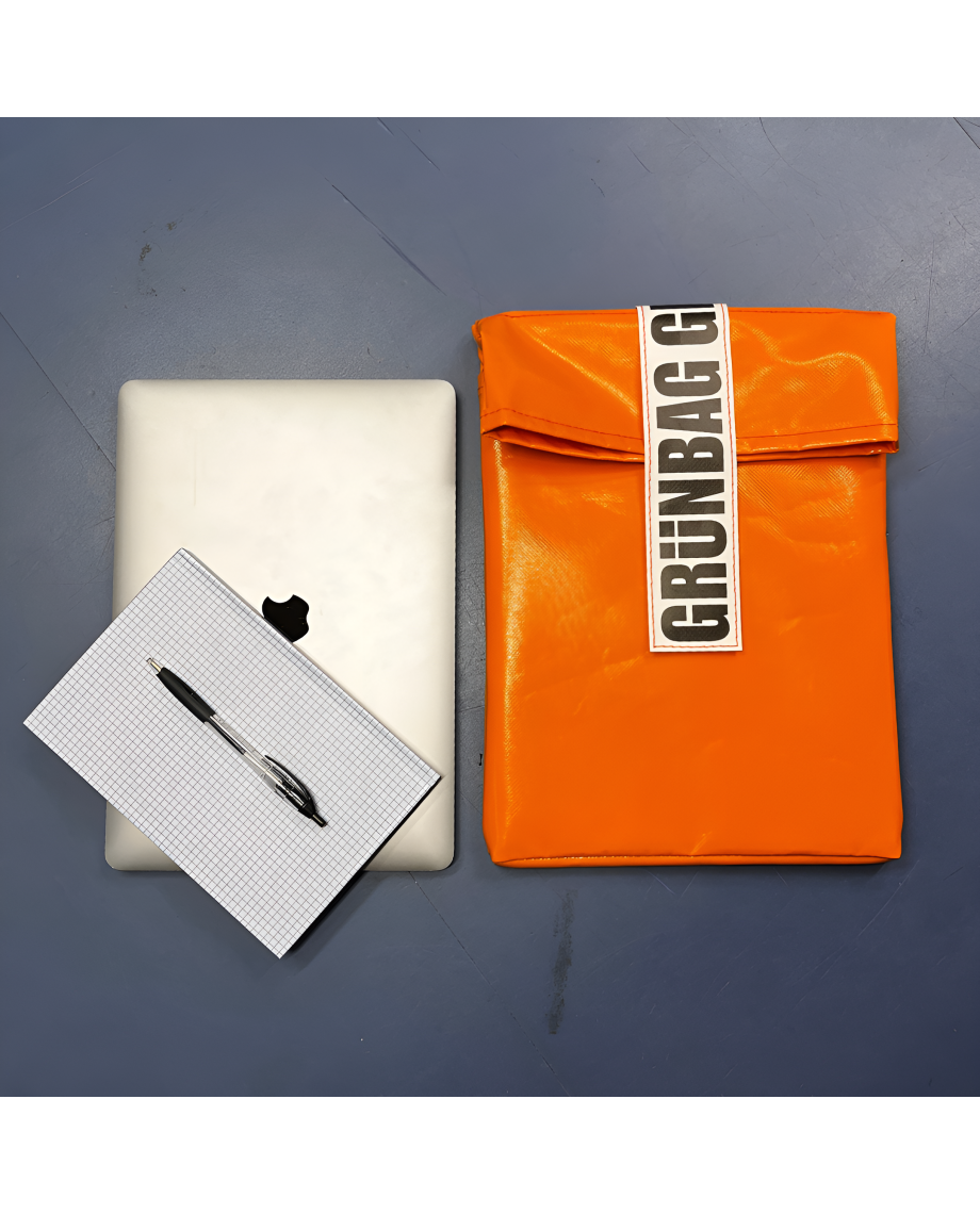 OrangeGRNBAGSleeve13-01