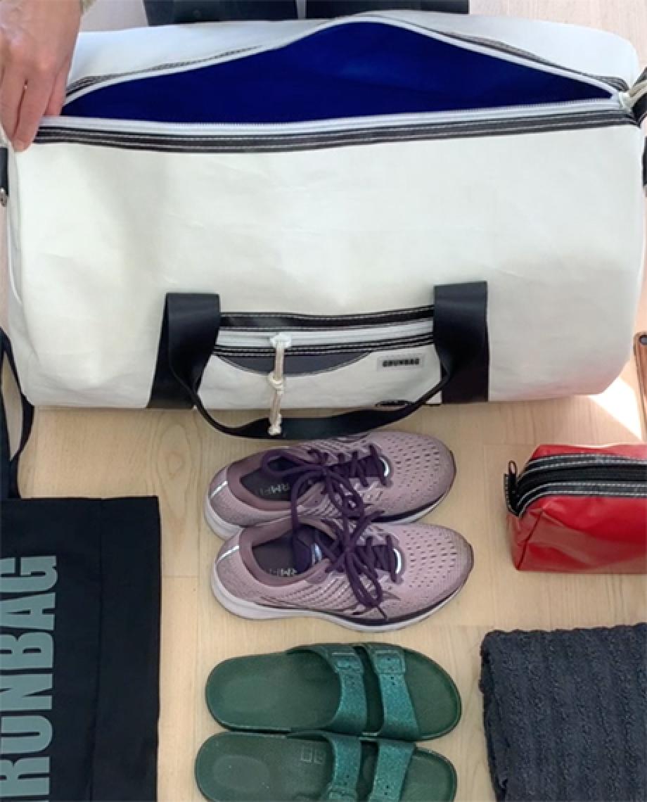 0__=__youtube___extra large travel bag___https://www.youtube.com/embed/MwTsmOY6L8s___MwTsmOY6L8s